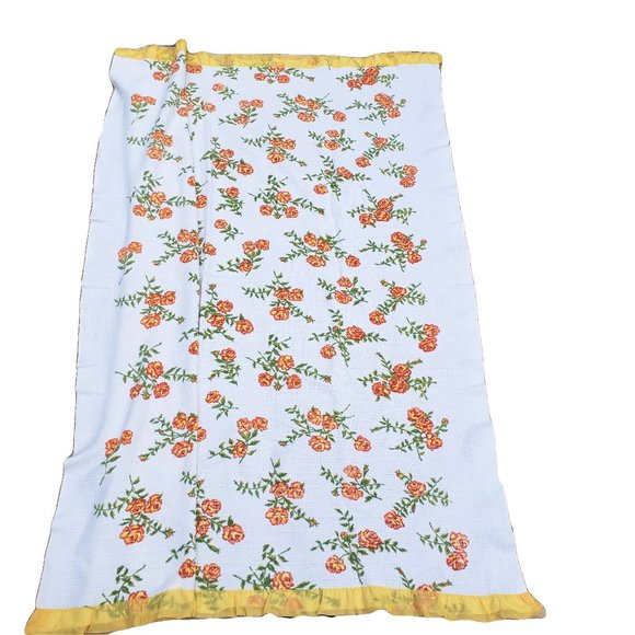 Vintage 70s Woven Cotton Blanket / Throw with floral design